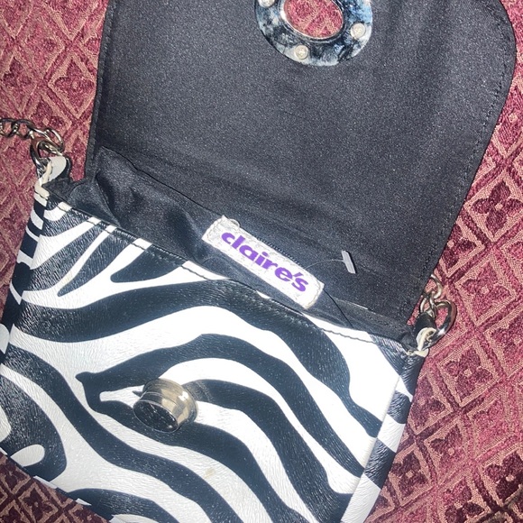 Zebra print me a purse with chain - Picture 2 of 5